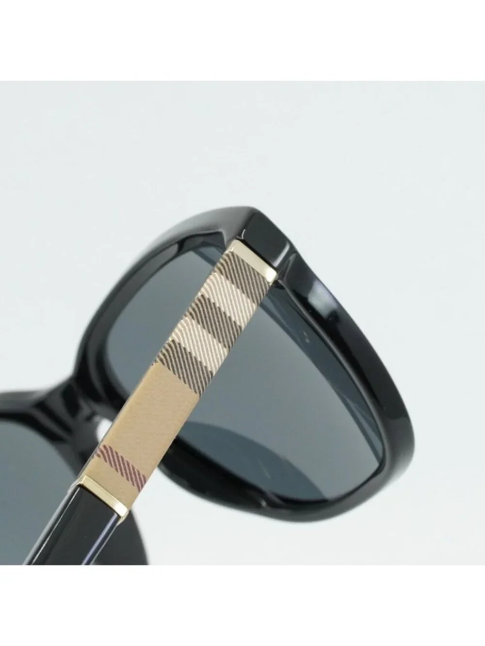 Burberry BE4181 300187 Men Sunglasses Black Rectangle Frame, Grey Lenses
